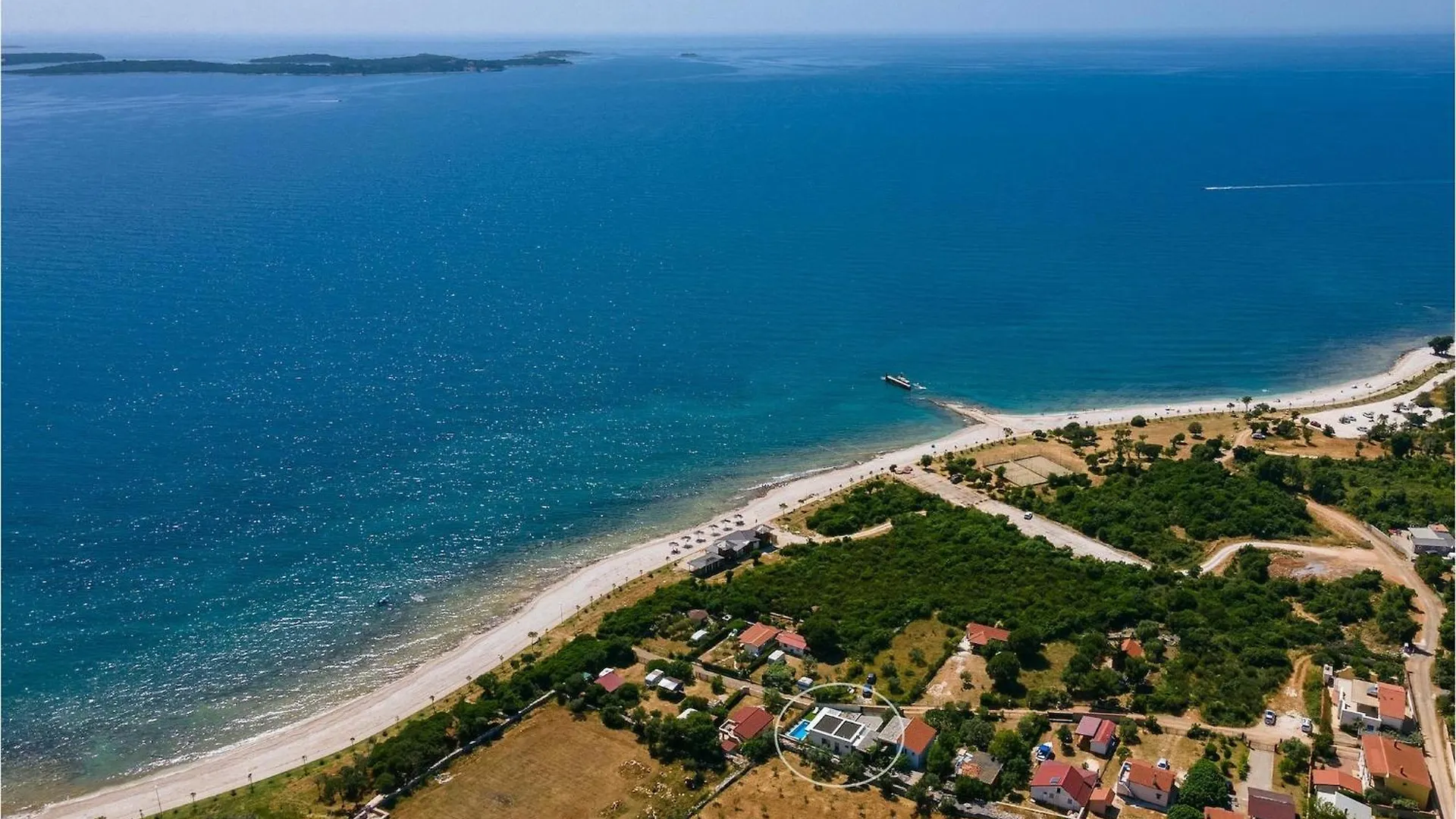 Villa Cubic Pula 0*,  Croatia
